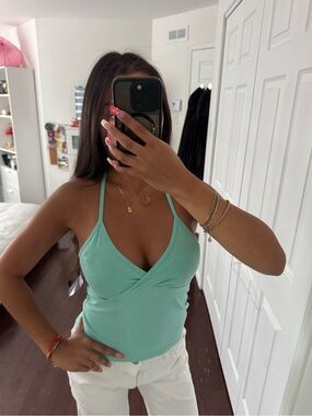 BRANDY MELVILLE NWT - Aqua Halter Wrap Tank Top